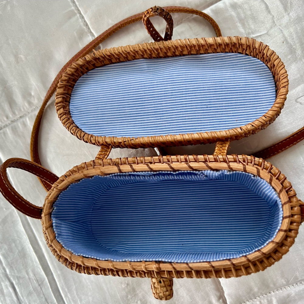 Handmade Rattan Camera Shoulder Bag – Boho Crossbody - Picture 12 of 15
